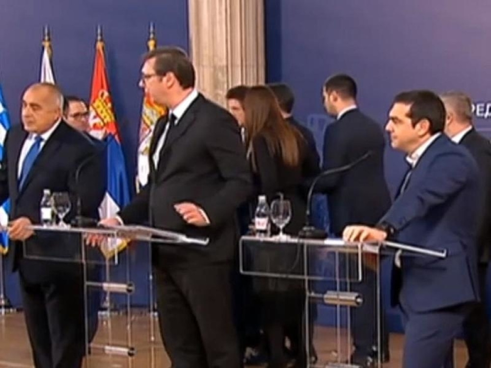 Lideri regiona se obraćali medijima, a onda je jednom zvaničniku IZNENADA POZLILO!