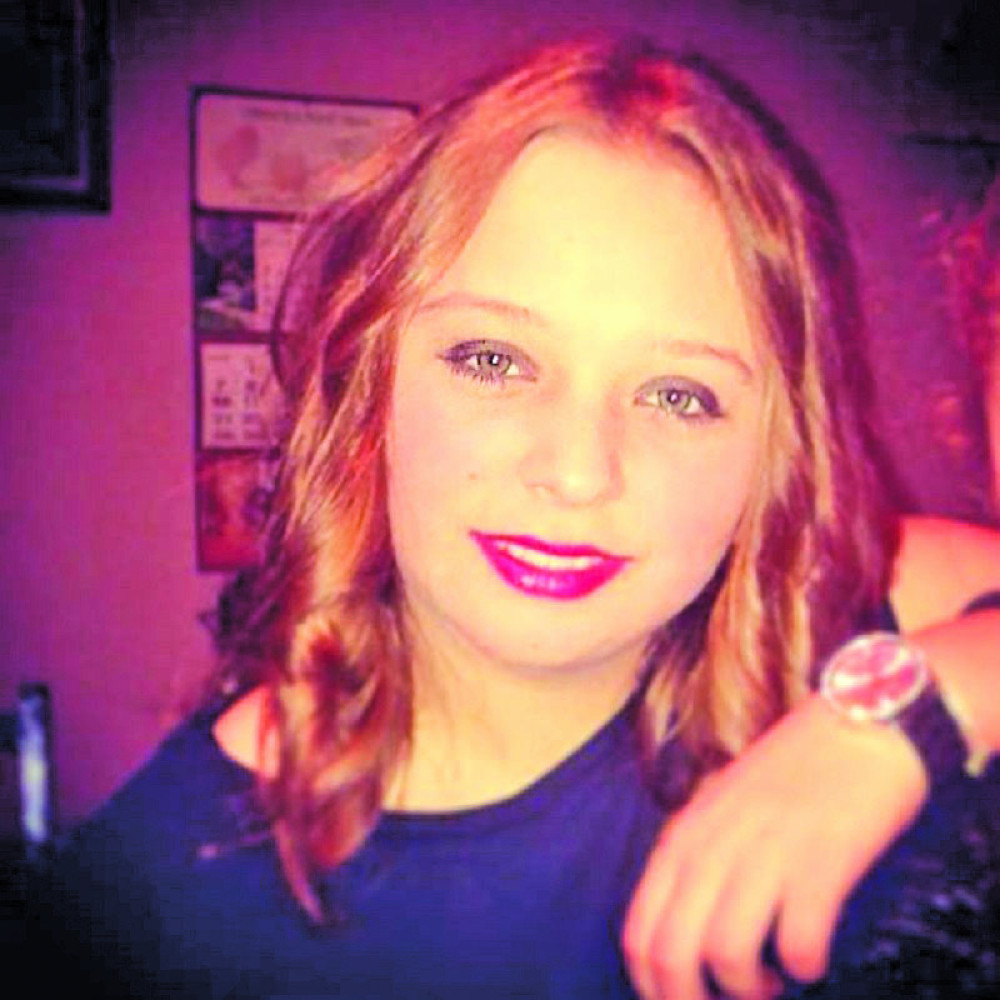 Marijana je uvek sedela na kraju autobusa, ovog puta na sredini... Baš tamo gde je UDARIO VOZ!