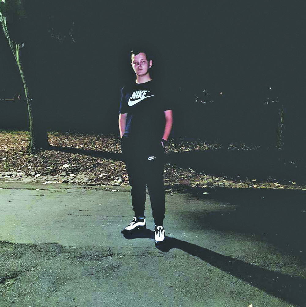 Jecaji Aleksine majke odzvanjali grobljem: "Srce moje malo, zlato moje, sunce moje", drugari u suzama ispratili svog vršnjaka na večni počinak!