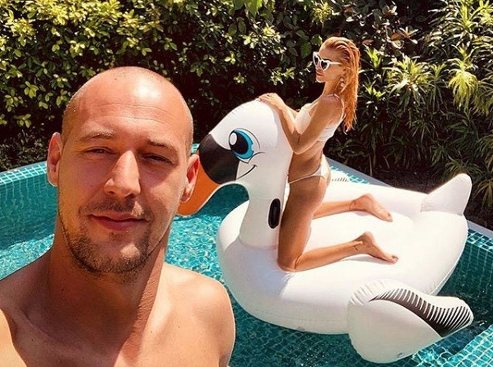 Evo šta radi Sneža dok je Borjan sa Kanadom na Gold kupu! Našla je novu zanimaciju! ON JOJ JE OPSESIJA! (FOTO)