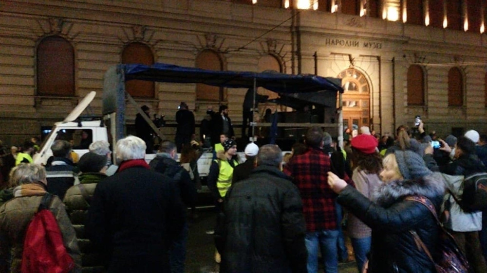 Nakon pozivanja na ubistvo i silovanje članova Vlade, opozicija OTIŠLA KORAK DALJE!