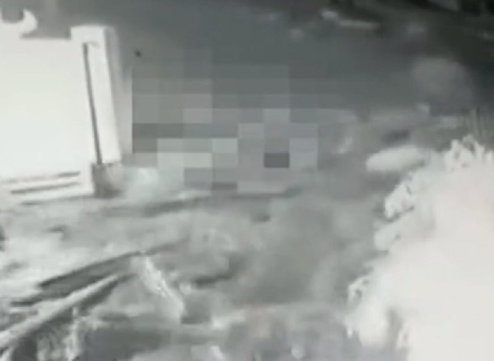 Pojavili se užasavajući snimci cunamija u Indoneziji! (UZNEMIRUJUĆ VIDEO)