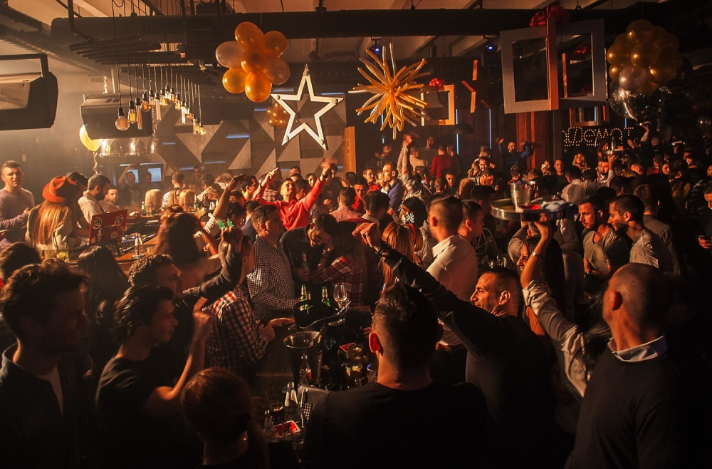 Kraj godine uz zvuke neprolaznog rokenrola!