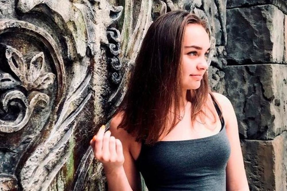 Policija pronašla ISKASAPLJENO BEŽIVOTNO TELO ove sportistkinje! Dečko je svirepo UBIO sa 30 uboda nožem, a ni to nije kraj! (VIDEO)