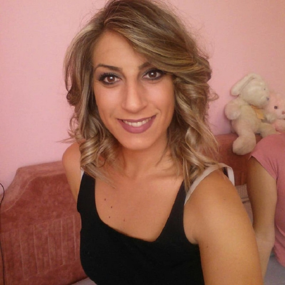 "Javi se i kaži da je ovo samo ružan san": Od Srpkinje koja je poginula na Badnje veče se oprašta porodica, muž završio u bolnici kad je čuo STRAVIČNE VESTI