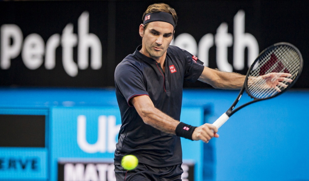 Federer jednim potezom bacio Novaku RUKAVICU U LICE, biće paklena nova sezona!