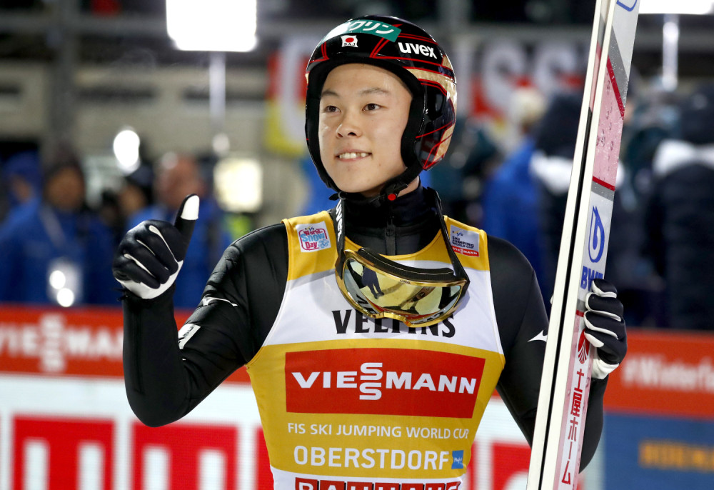 Počela turneja "4 skakaonice"! Evo koja zvezda je slavila u Oberstdorfu (FOTO)