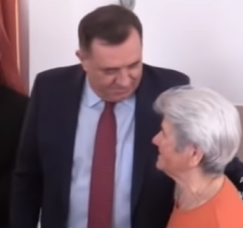 Baka Jovanki (84) se konačno ispunio san! Posetio ju je Milorad Dodik!