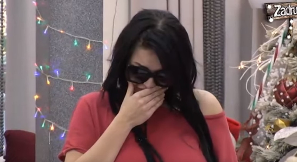 Novi haos za Zerinu! Zadrugarka morala da je brani od BESNOG Čolaka!