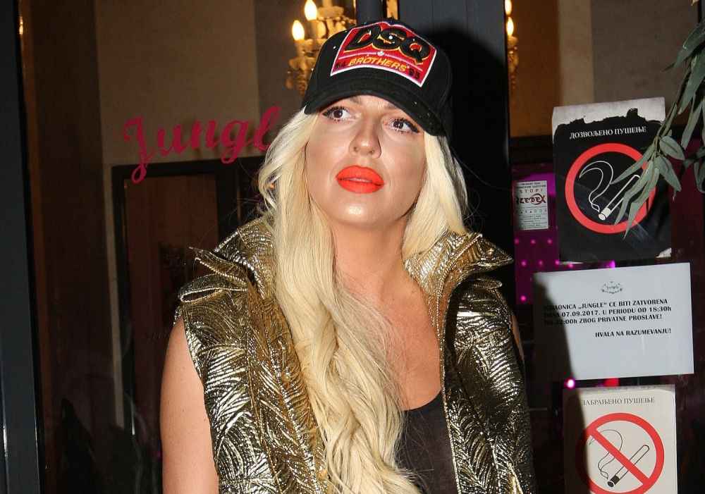 Ovde se nalazila Karleuša u trenutku kada su porno fotke isplivale u javnost! (FOTO)