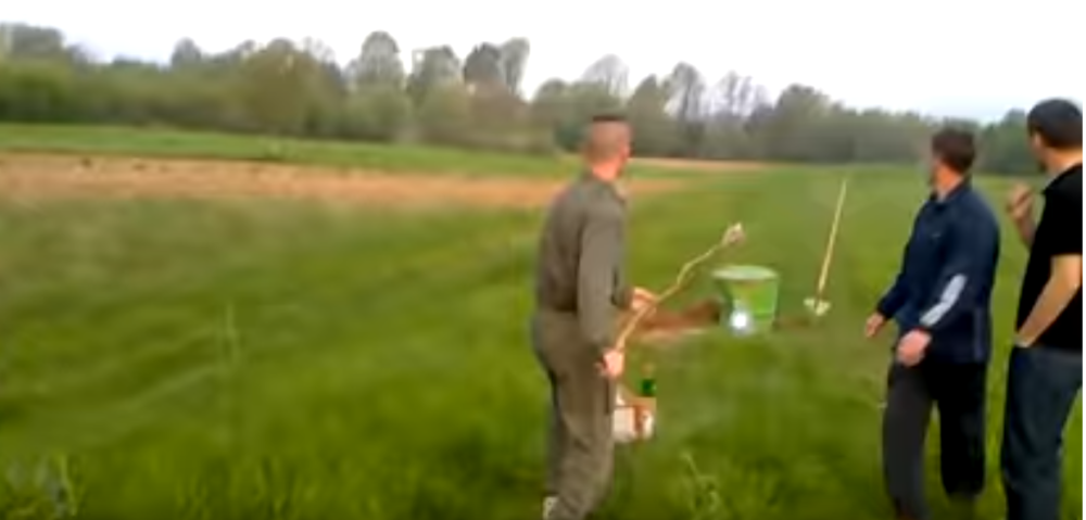 Dečak teško povređen dok se igrao! Umesto petardi deca nabavljaju MNOGO GORU smesu koja je potpuno legalna, a SMRTONOSNA!