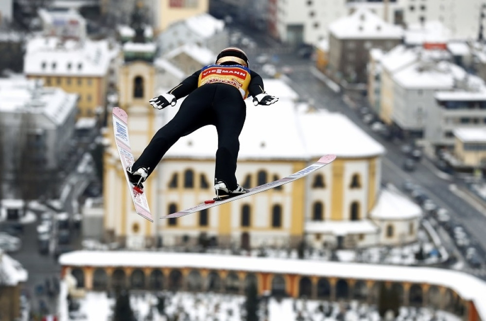 Het-trik Kobajašija! On je stvarno čovek ptica, sad juri rekord Hanavalda i Štoha!