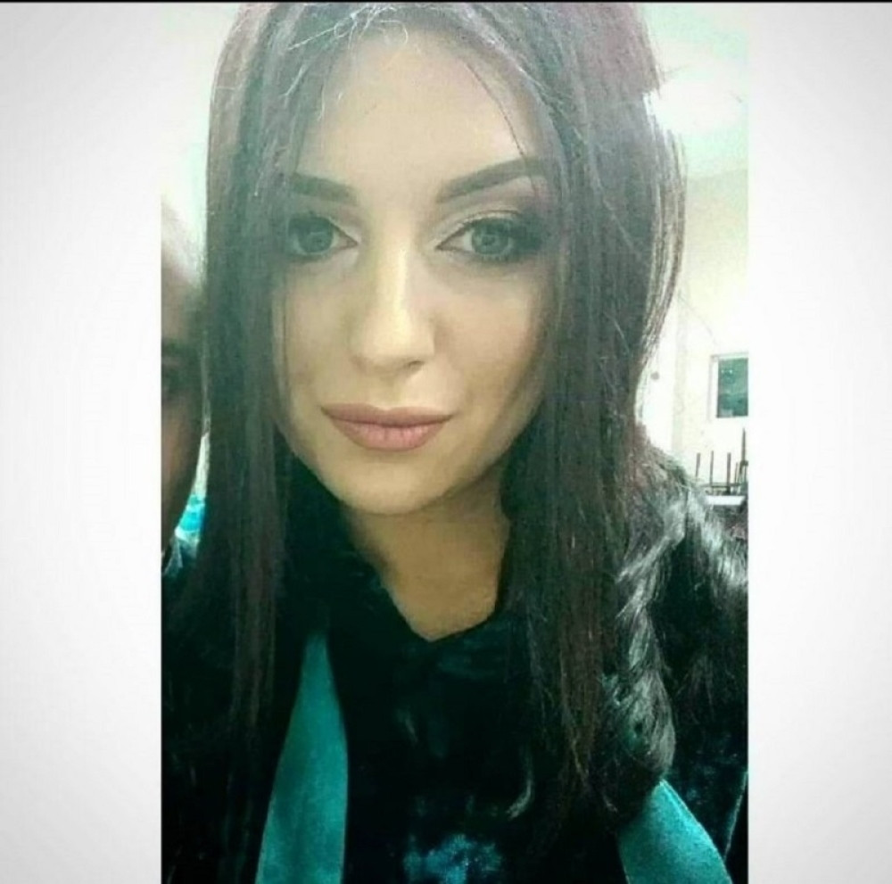 Ivana bila vesela i puna života, a onda je majka pronašla njeno beživotno telo u kadi sa tušem u ruci...