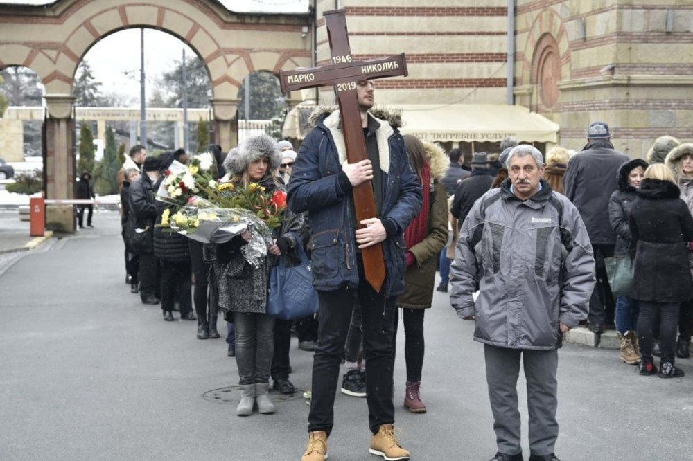 Sahranjen Marko Nikolić! Ovako se Srbija oprostila od čuvenog glumca! (FOTO)
