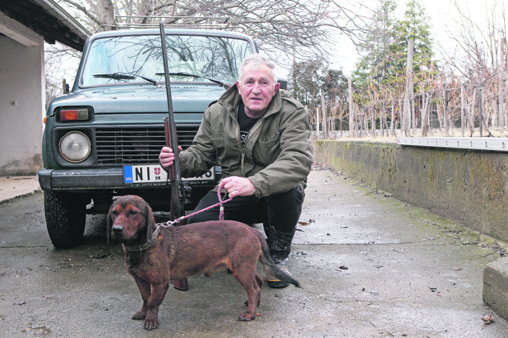 Idem za DIVLJIM SVINJAMA, fudbal me više neće videti!