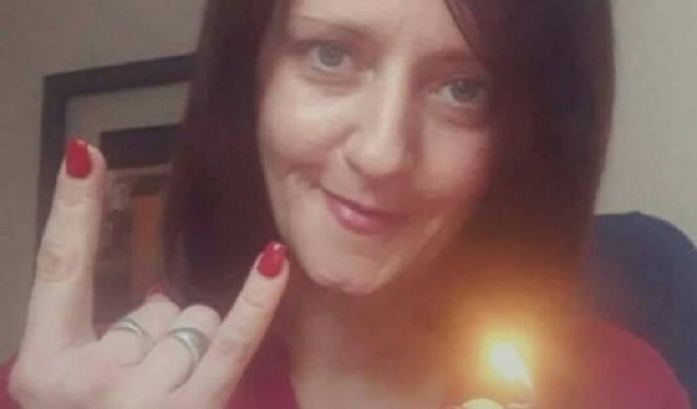 Šefica kabineta Nebojše Zelenovića pozvala na linč predsednika Srbije! (FOTO)