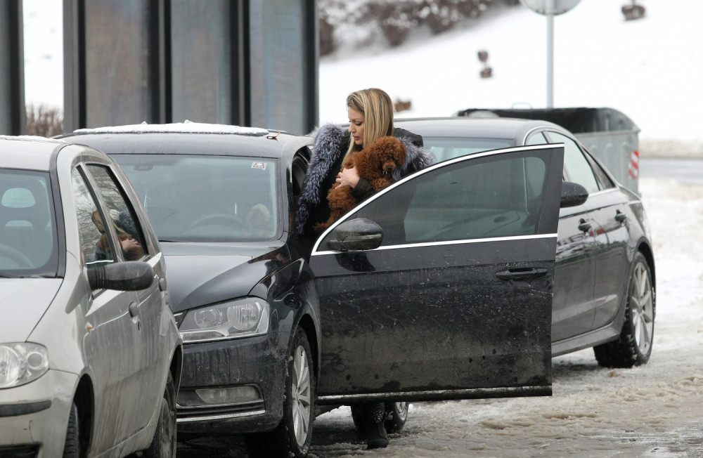 Evo gde je i sa kim Ana Kokić dok cela Srbija bruji o NJENOM RAZVODU!