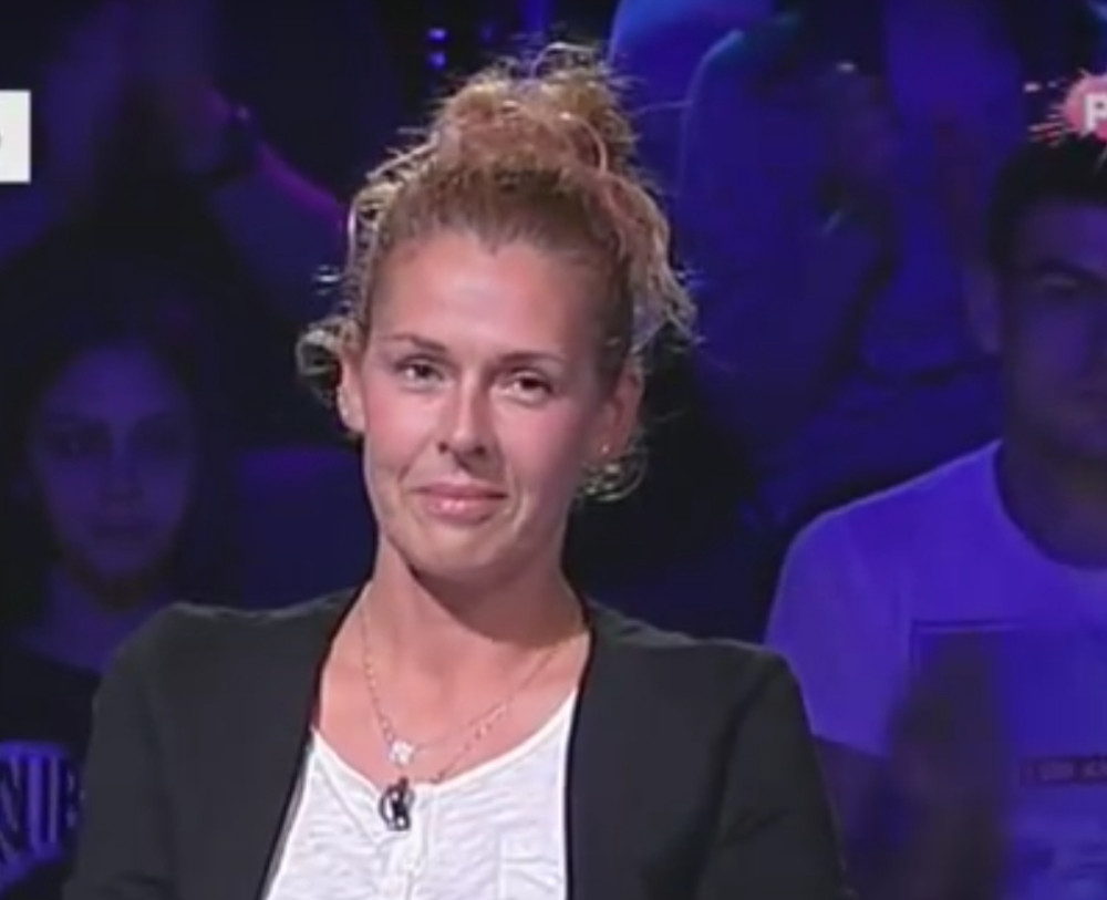 Nakon što je Mina priznala da se bavila prostitucijom, oglasila se njena majka! Ono što je rekla, ZAPREPASTILO JE SVE!