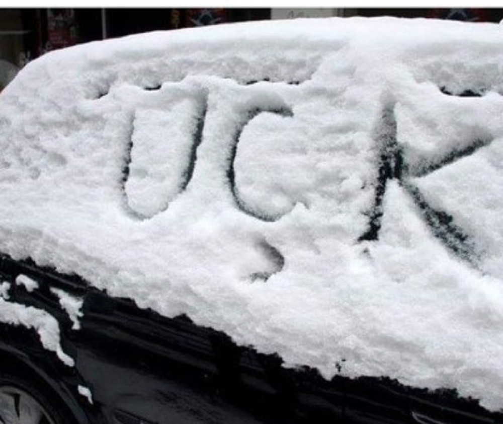 Zatvor Šiptarčićima zbog ispisivanja "UČK" u Beogradu!