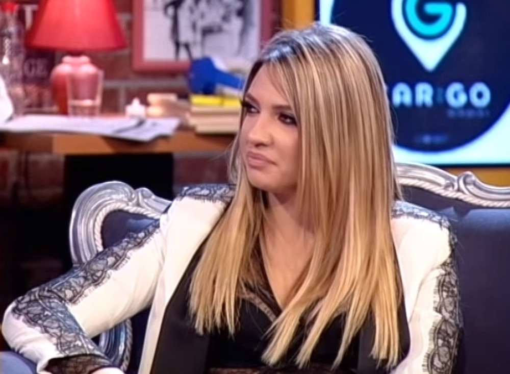 Milica Todorović uslikana uplakana! Raskinula petogodišnju vezu, pa suza suzu stiže! (FOTO)