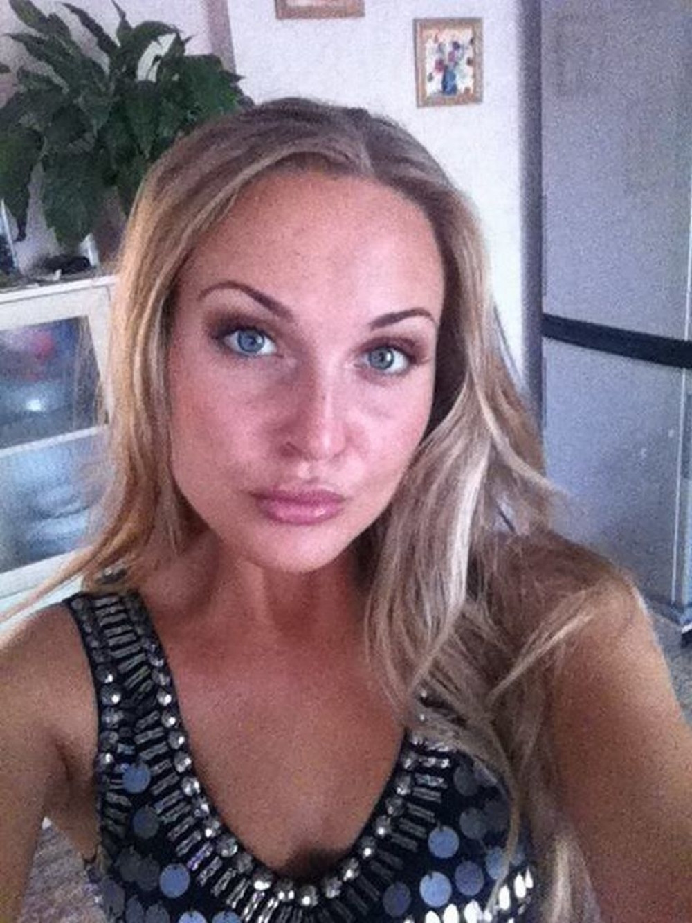 Poslednja pobeda u životu bila joj je 6:0, 6:0, a onda je PREMINULA NA TRENINGU, samo je pala kao pokošena! (FOTO)