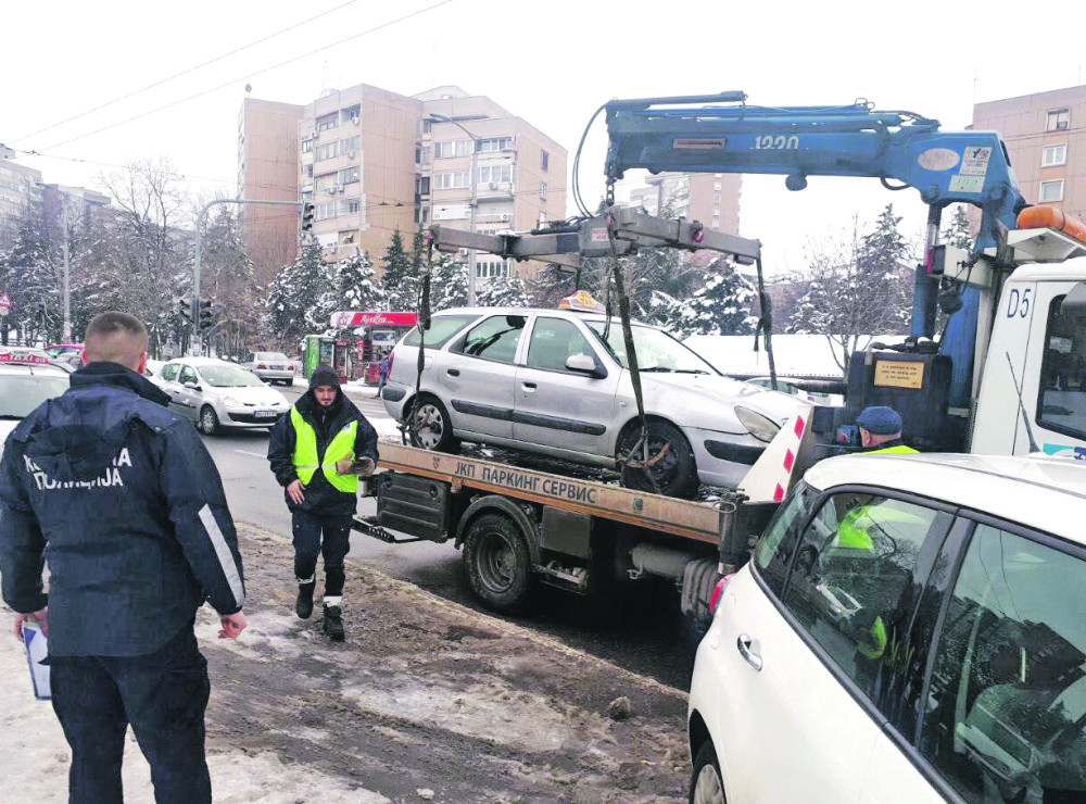 Komunalna policija u kontroli taksi prevoza!