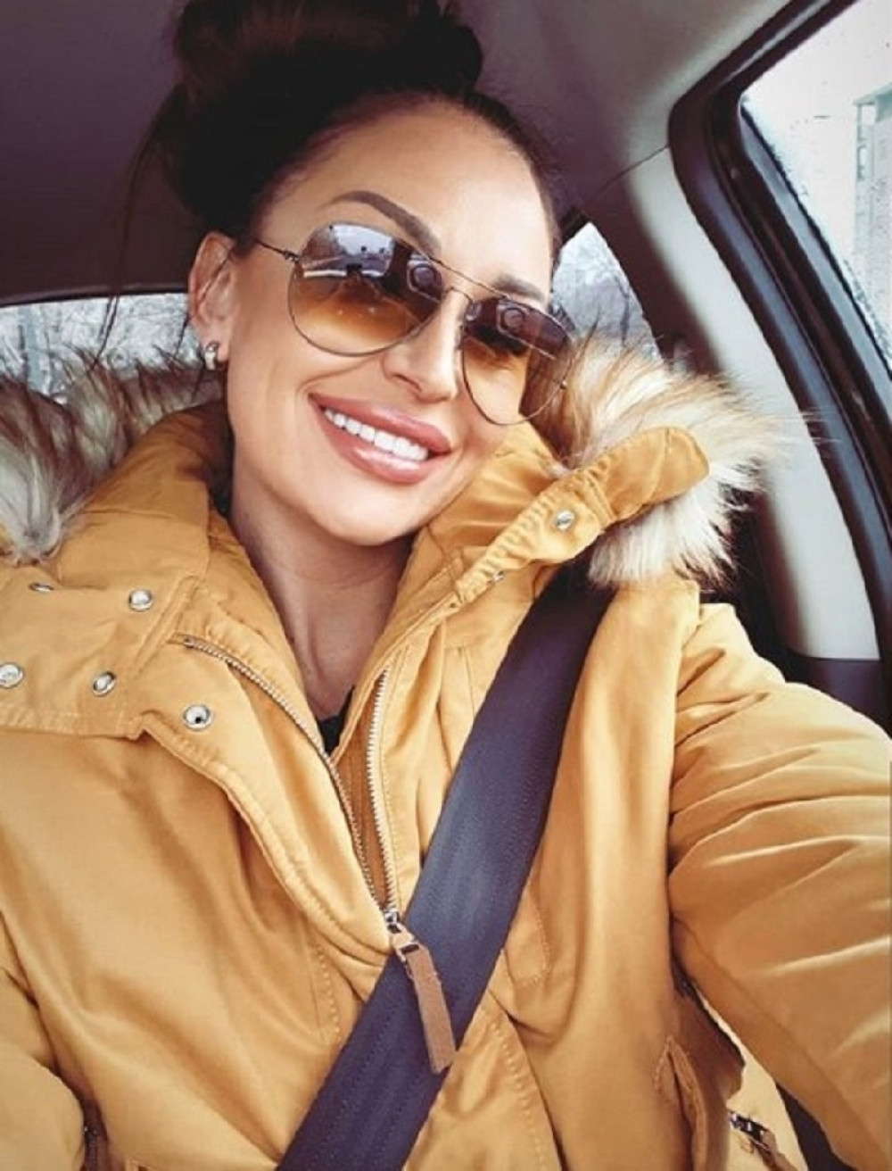 Kaća živković otpočela HITNO lečenje: Pozlilo joj, pala u krevet! (FOTO)