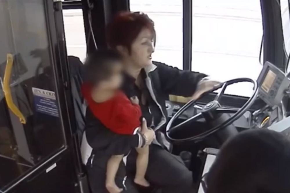 Dok je vozila autobus SPASILA JE DETE od sigurne smrti, a evo kako je pamte u rodnom Prokuplju (VIDEO)