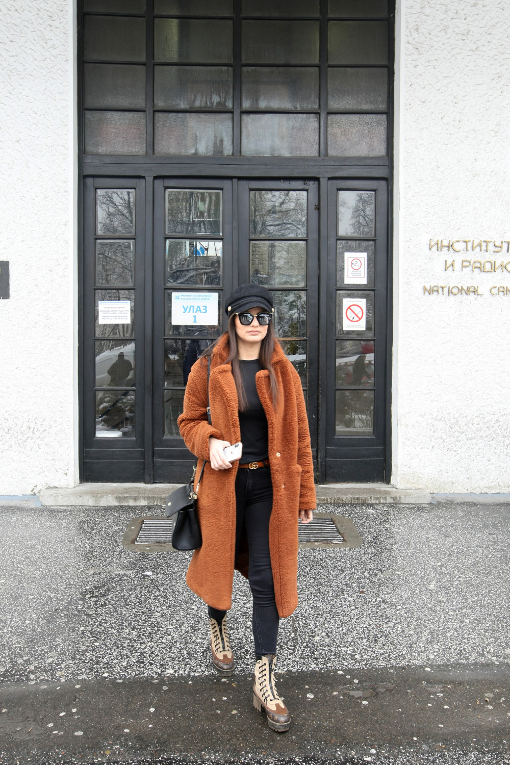 Milica Pavlović obradovala mališane na onkologiji: Nisam plakala, ta deca su borci, vratili su mi osmeh na lice!