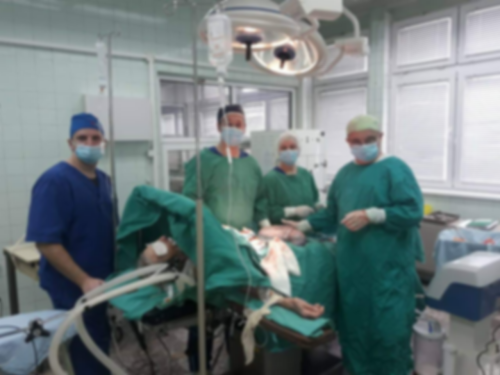 Lekari u Aleksincu izveli podvig, žena u telu imala tumor od 8 KILOGRAMA!