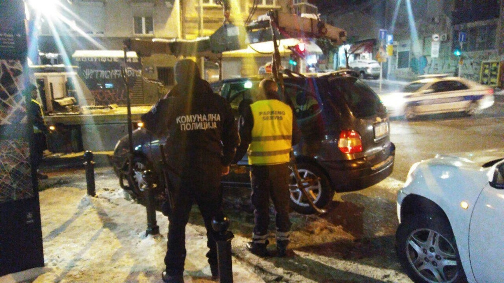 Privremeno oduzet još jedan automobil od divljih taksista!