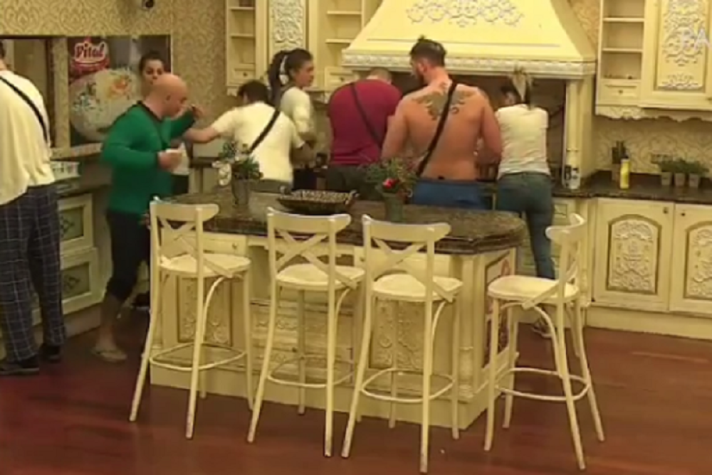 Dva braka i burna kriminalna prošlost! Ovo je NOVA TAKMIČARKA Parova!