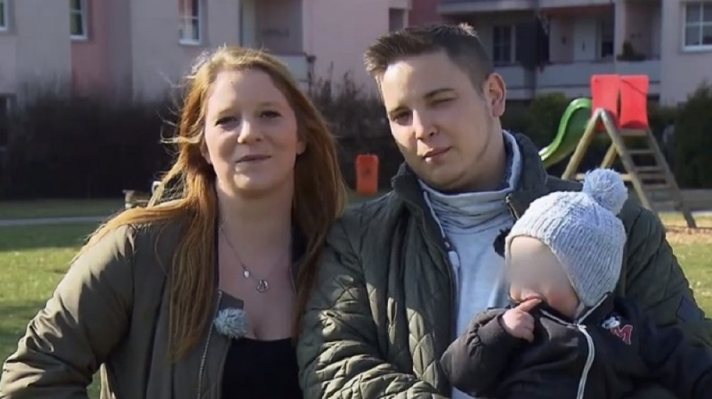 Nevinost je izgubio sa samo 7, a njegova devojka sa 9! Pitali su ga zašto ne koristi kondome, od njegovog odgovora ćete se PRENERAZITI! (VIDEO)