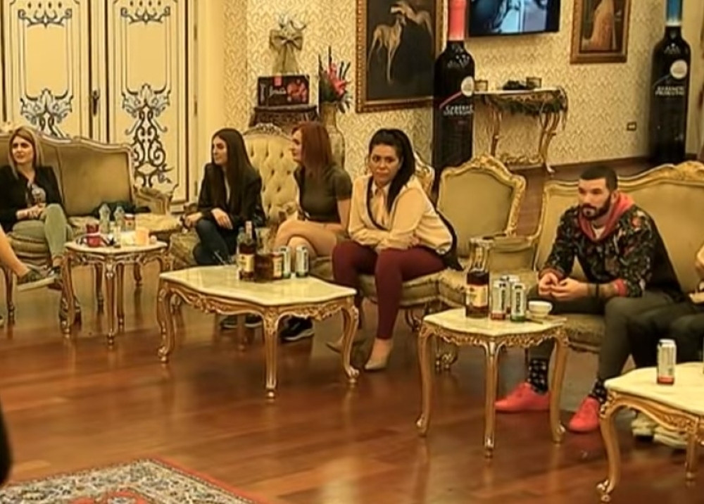 Smrtni slučaj u "Parovima", takmičarka grca u suzama! (FOTO)