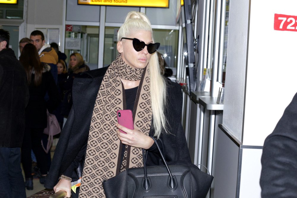 Jelena Karleuša nakon porno skandala OTIŠLA IZ SRBIJE! (FOTO)