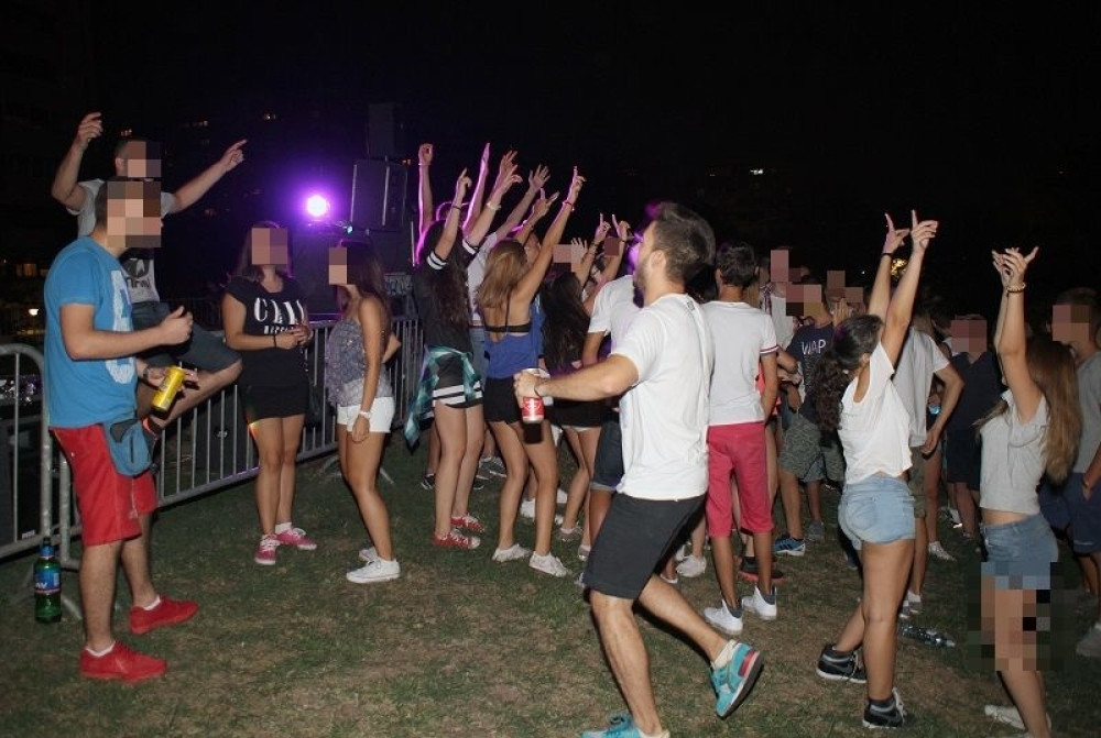 Devojke natope tampone alkoholom, pa ih GURNU DOLE! Kad čujete zbog čega, ŠOKIRAĆETE SE!