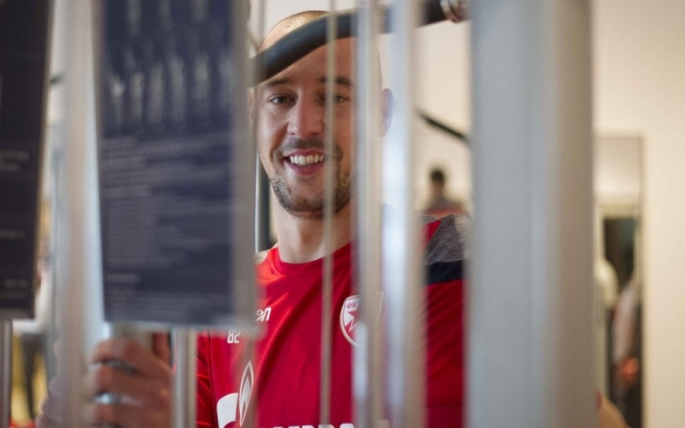 Igrači Zvezde podižu kondiciju, rad u teretani na 15 stanica (FOTO)