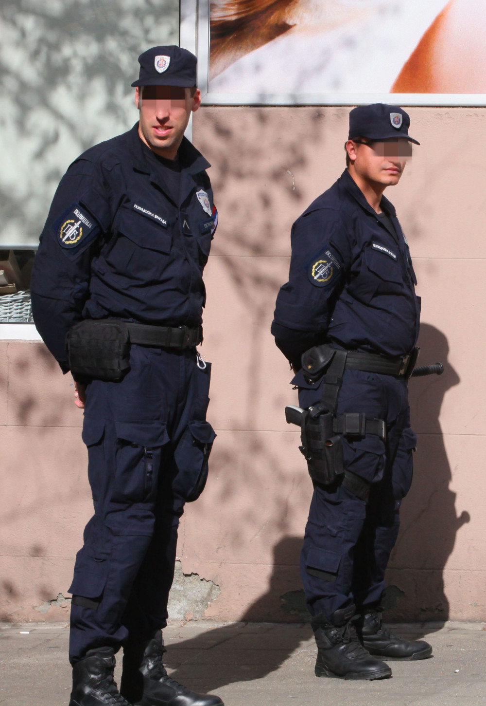 Nastavlja se drama u Kaluđerici, dok gazdaricu pokušavaju da izbace iz kuće, sada žele da se reše I PASA!