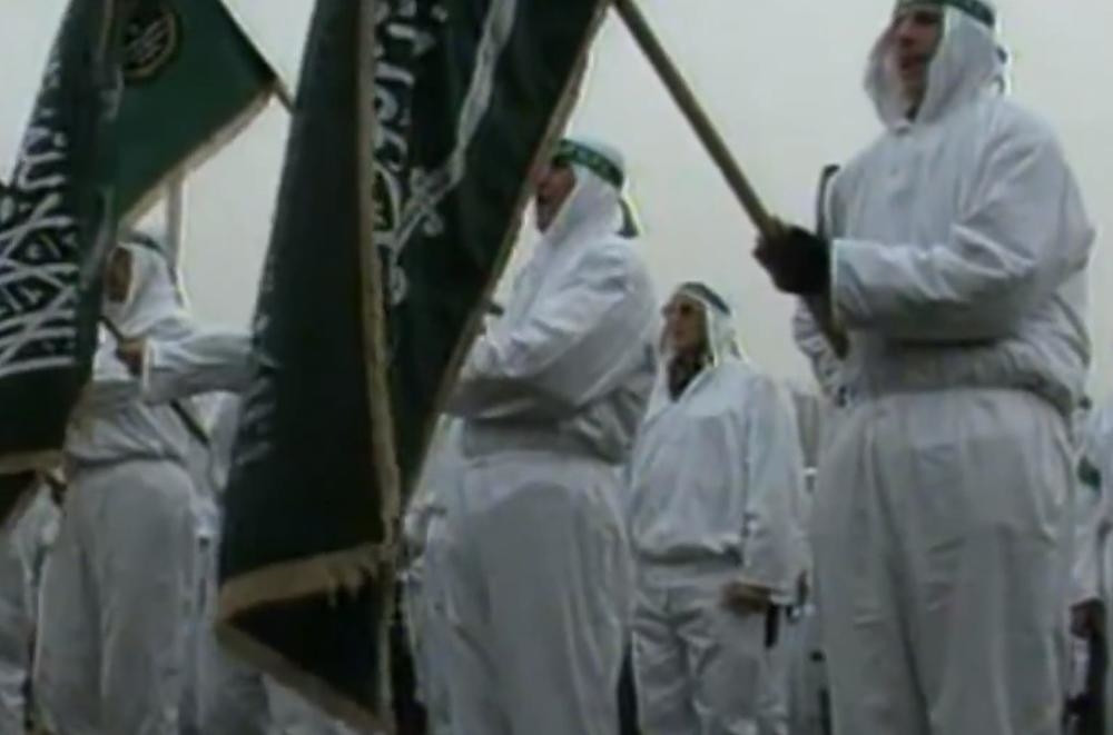 Kod jednog pronađen nož i sekira! Uhapšena dvojica muškaraca, planirali teroristički napad!