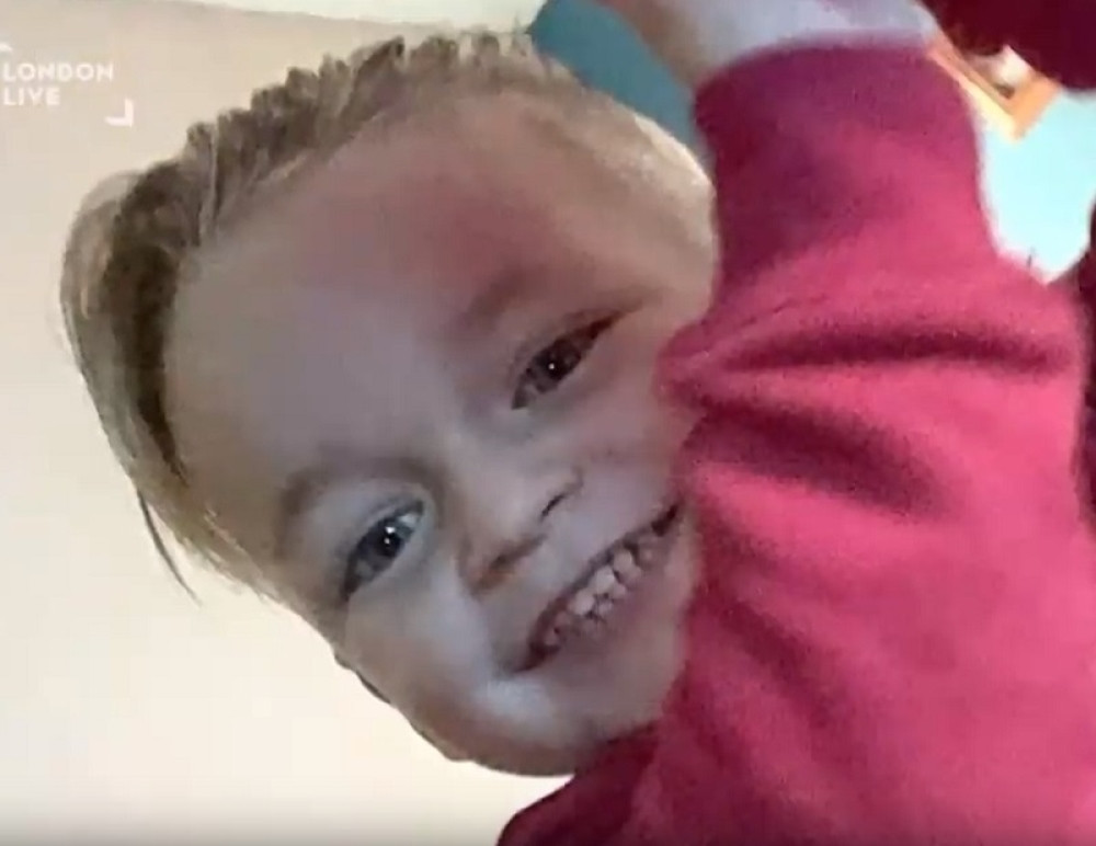 Majka i njen dečko ga ućutkivali dok je UMIRAO U MUKAMA! Onda su sa njegovim telom uradili nešto MORBIDNO!