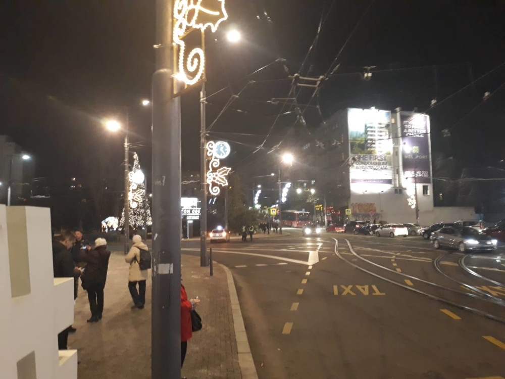 Izbegavajte ove puteve, saobraćaj obustavljen od Slavije do Trga!