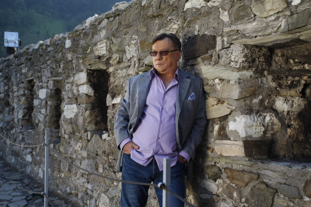 Nakon što je folker došao po burek, nastao je opšti haos, cena će sada da mu skoči! (VIDEO)