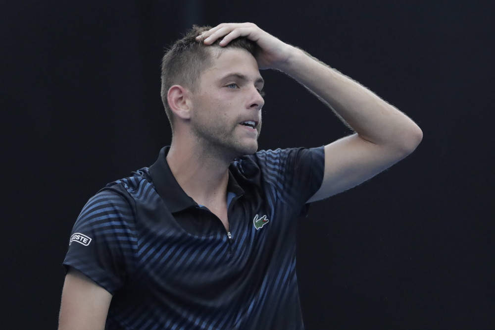 Krajinović na startu meča briljirao, Puj do polufinala stigao!