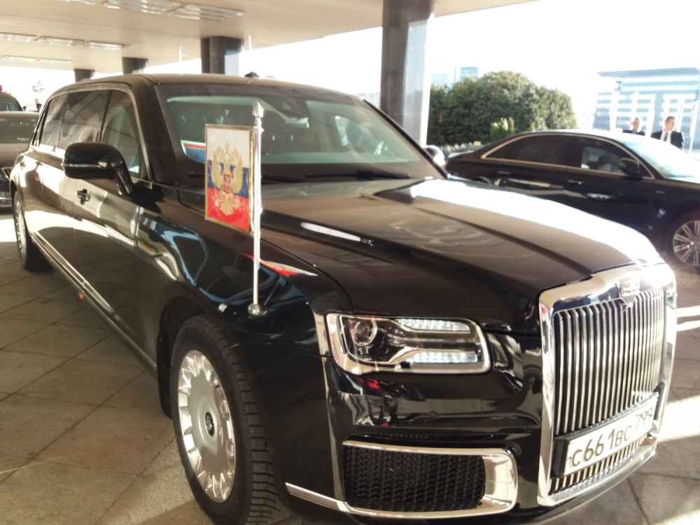 Putin ga je lično pozvao u svoj čuveni automobil, a onda su se zajedno uputili ka Beogradu!