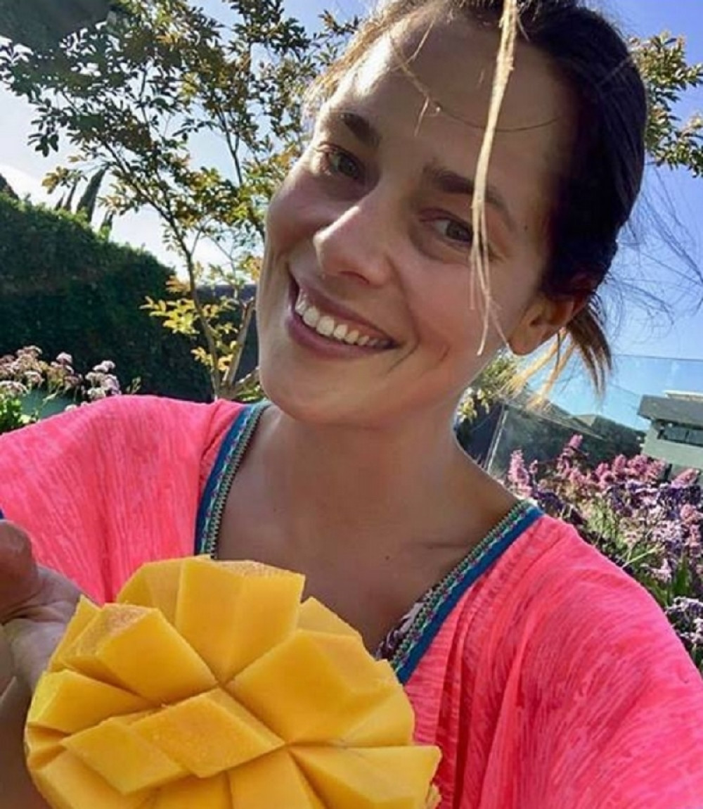 Ana okačila OVU sliku na Instagram, a svi su primetili jednu stvar koja BODE OČI! (FOTO)