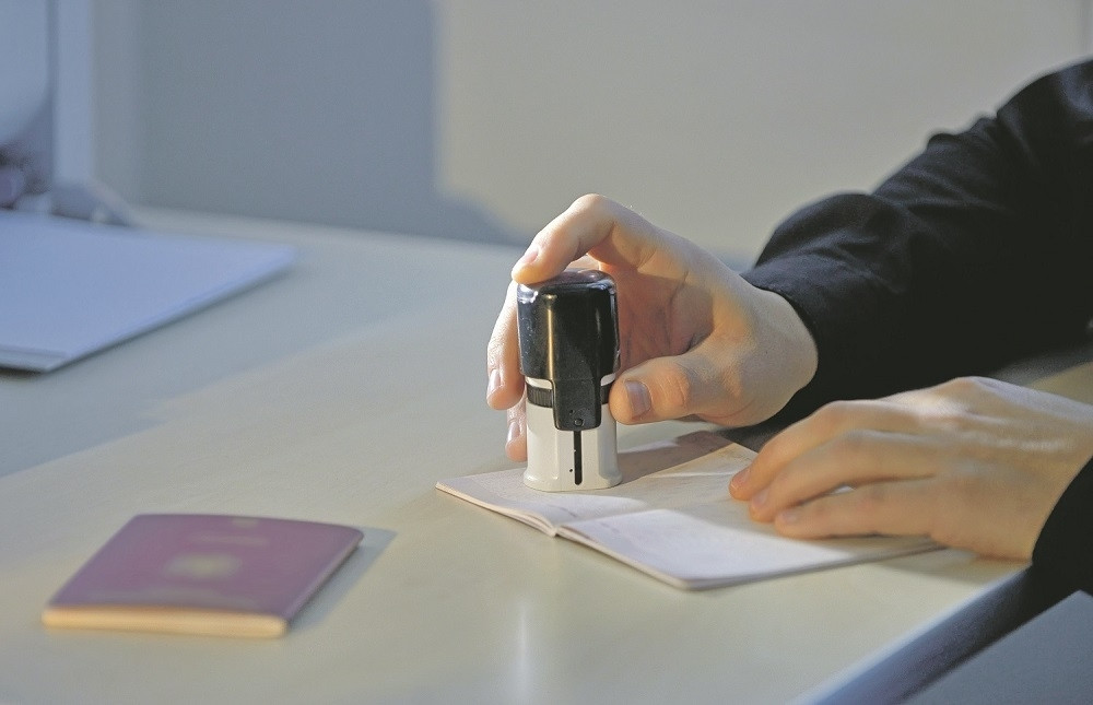 Ako vam neko traži 1.000 i više evra nudeći vam ovo, ODMAH GA PRIJAVITE!