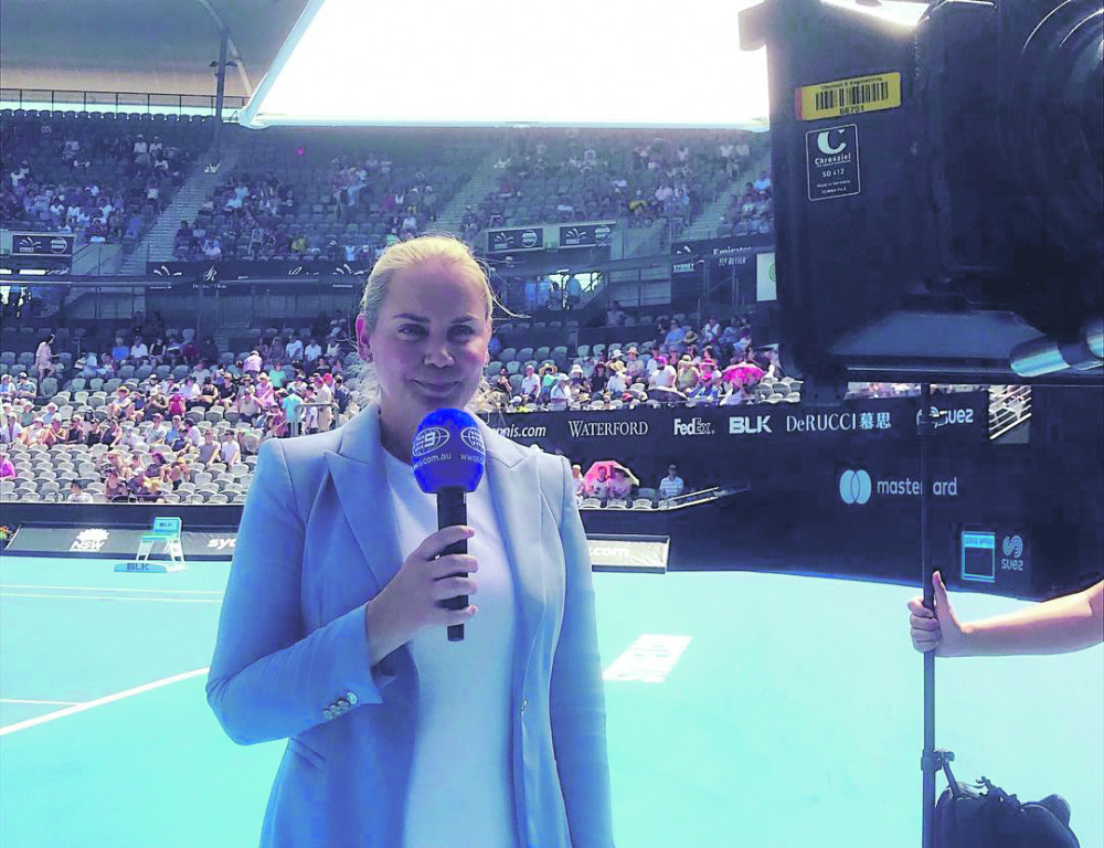 Iscrpljena Jelena završila u bolnici, OVO NIKADA NE OBJAVLJUJE na netu, ali je morala da PORUČI SVETU! (FOTO)