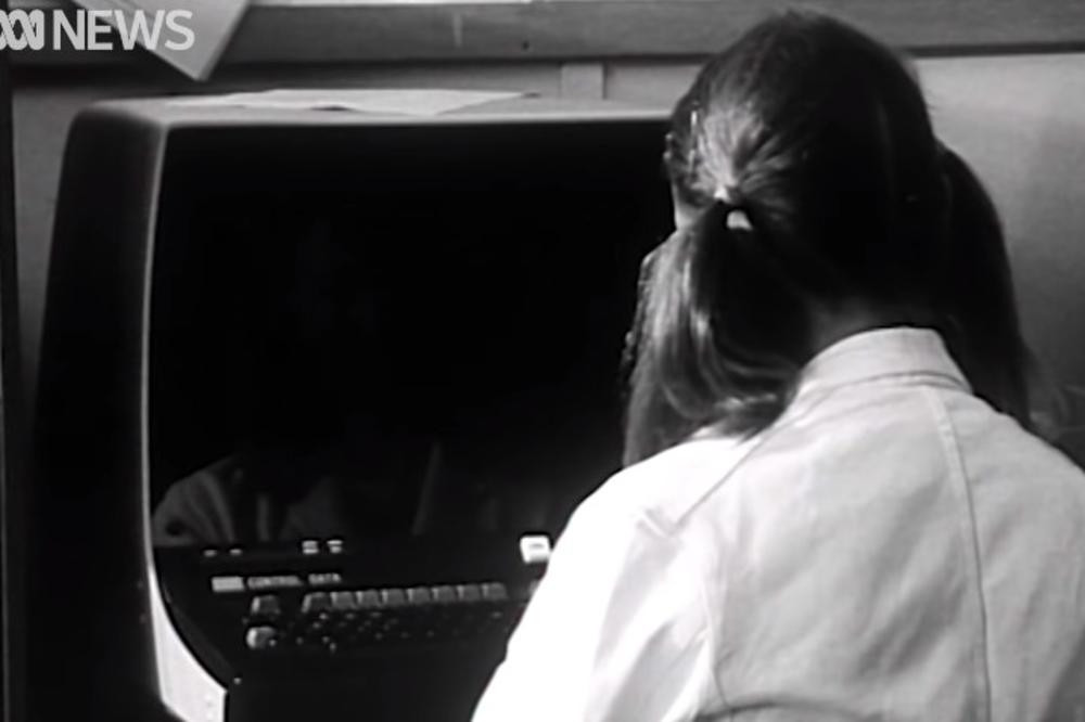 Ovaj kompjuter je tajno aktiviran 1973. godine, sva predviđanja su mu tačna, sledeće godine nas čeka PAKAO NA ZEMLJI!