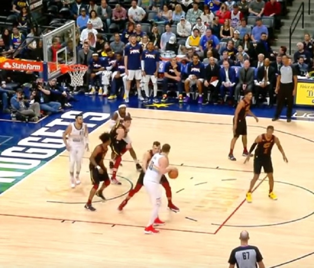 Jokić pravio čudesa u pobedi Denvera! Cela hala mu skandirala SAMO TRI SLOVA! (VIDEO)