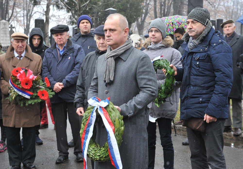 Položeni venci povodom godišnjica smrti vojvoda i generala (FOTO)